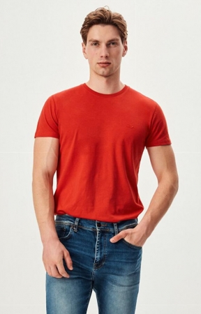 PIZESE RED